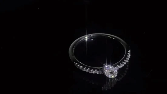 Elegante joyería de moda personalizada Accesorios para mujeres Joyería de plata 925 Piedras preciosas Moissanite Diamante Circón Piedra Compromiso Anillos de boda Fábrica al por mayor